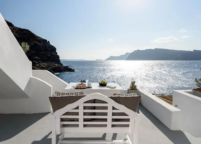 Amoudi 2* Oia (Santorini)