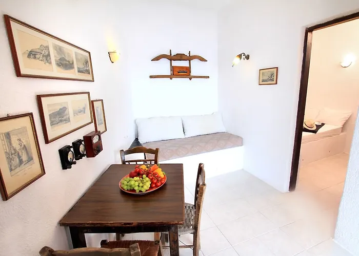 Guest house Amoudi 2*